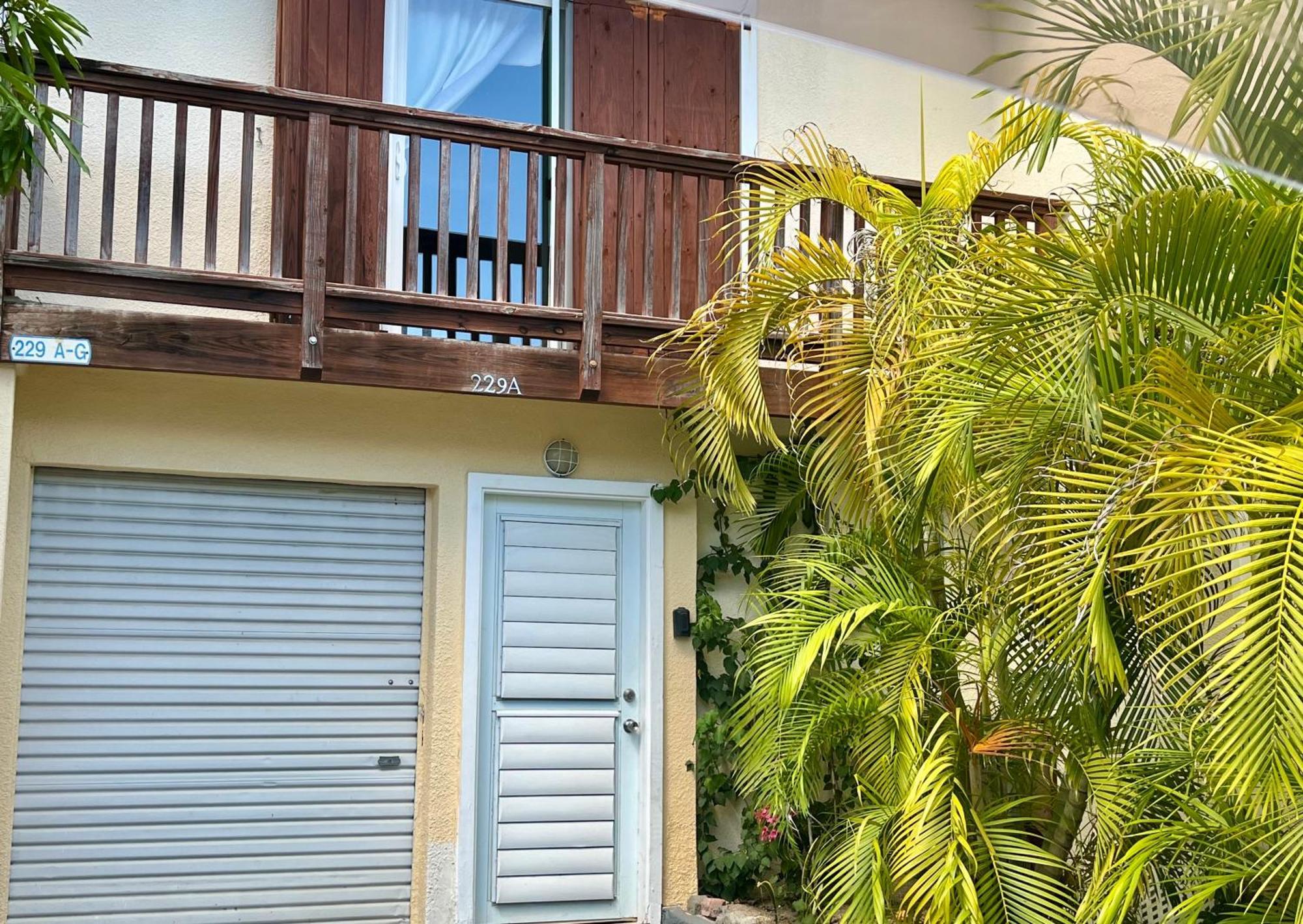 Antigua Chiama Italia Villas Jolly Harbour Exterior foto